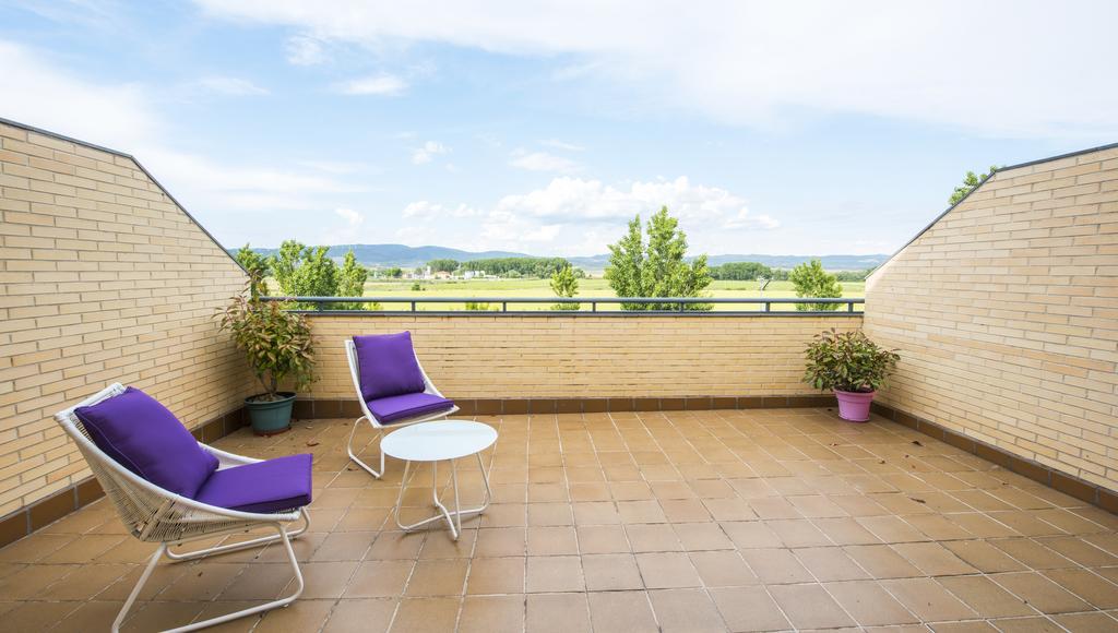 Casarosaenea Villa Olite Exterior photo